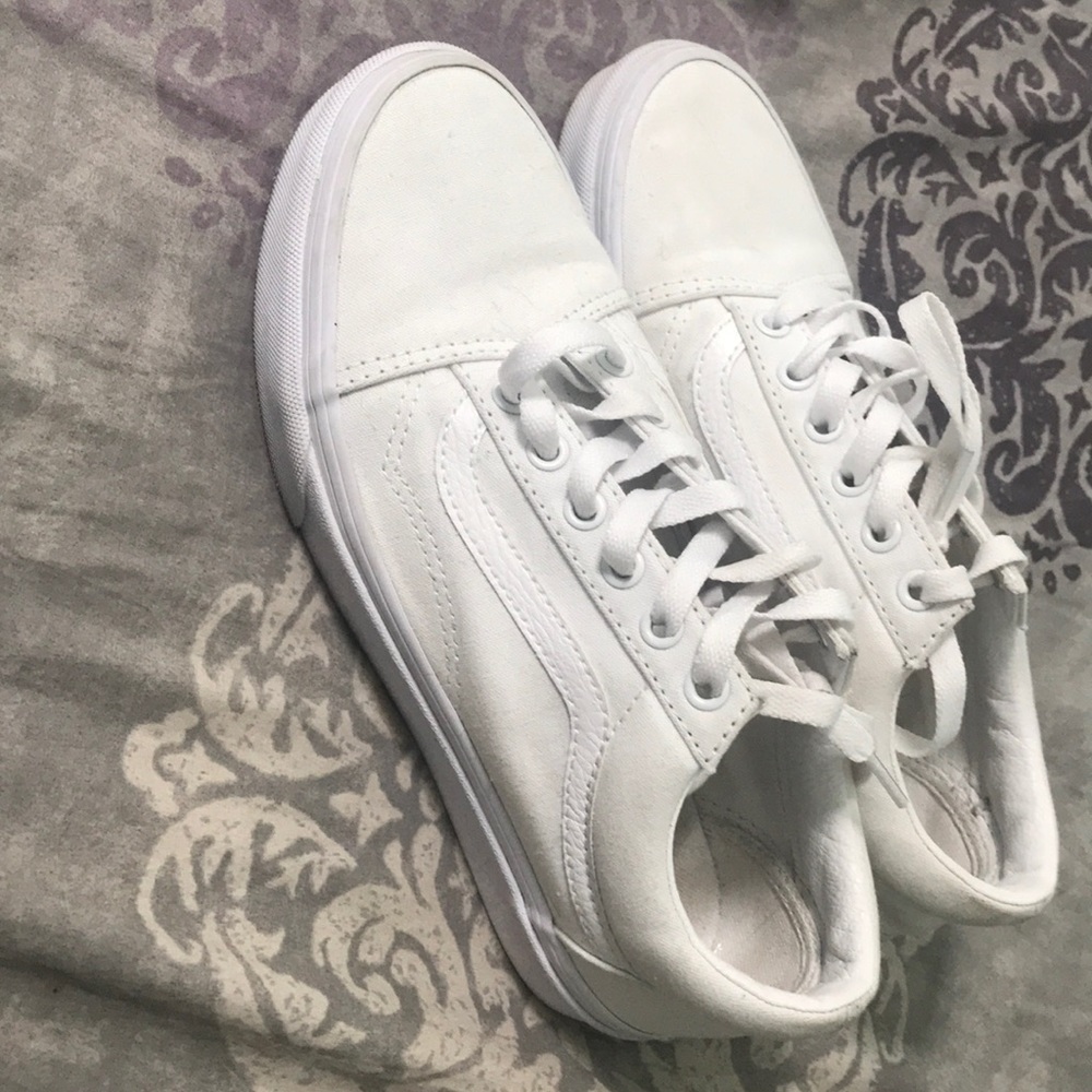 White vans 7 1/2
